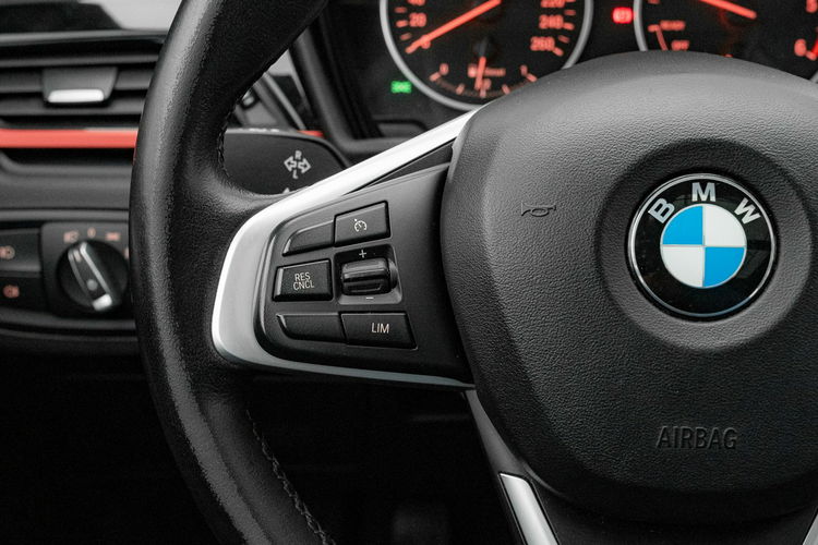 BMW X1 xDrive18d Ambient Szklany dach LED 2 stref klima Salon PL zdjęcie 19