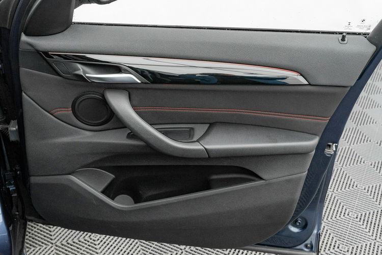 BMW X1 xDrive18d Ambient Szklany dach LED 2 stref klima Salon PL zdjęcie 33