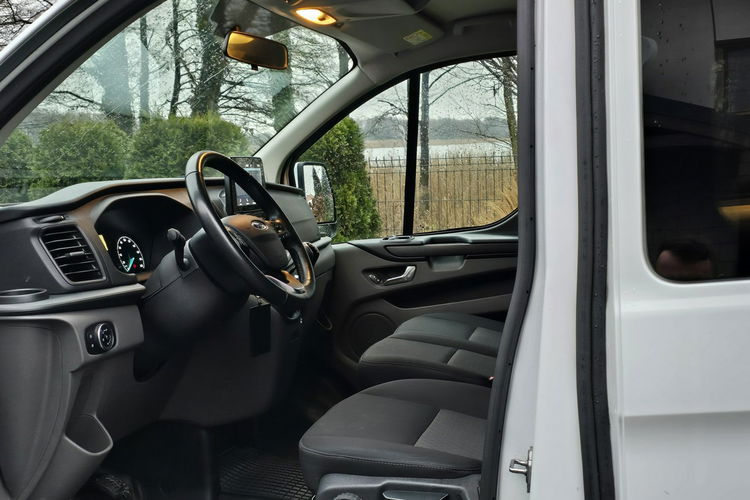 Ford Transit Custom 2.0 TDCi 130KM 9-osobowy / I właściciel / Bezwypadkowy zdjęcie 17