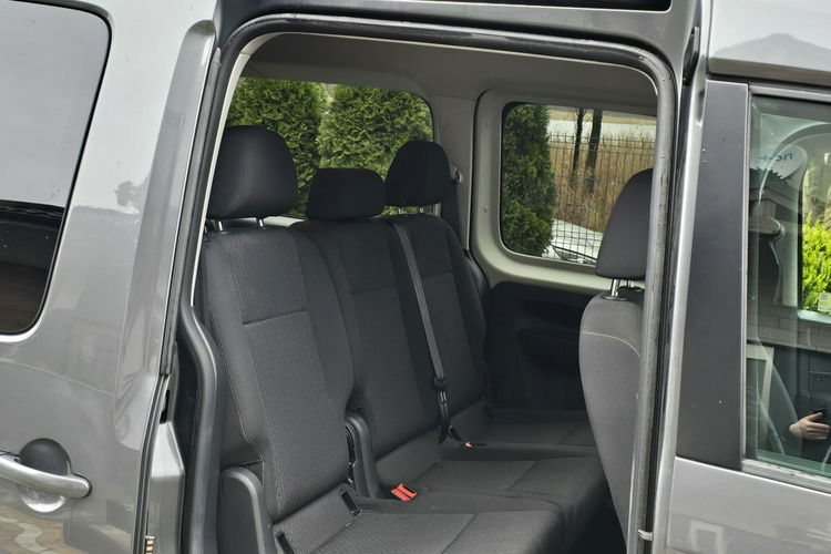 Volkswagen Caddy Maxi 2.0 TDi 150KM DSG / 7 osobowy / Salon PL I-właściciel zdjęcie 6