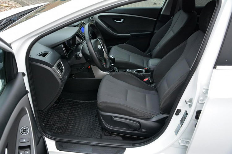 i30 Lift Ledy Parktronic Grzana kierownica ASO Hyundai zdjęcie 19