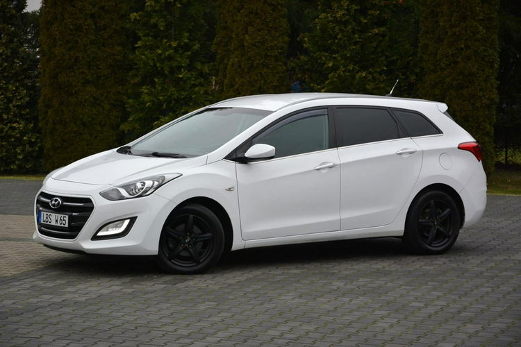 i30 Lift Ledy Parktronic Grzana kierownica ASO Hyundai zdjęcie 3