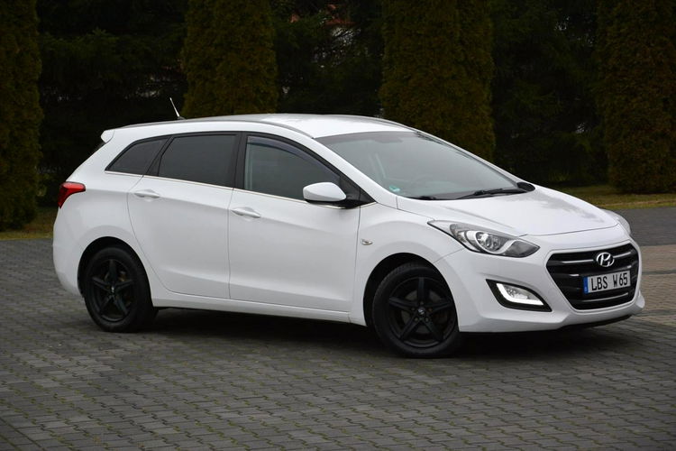 i30 Lift Ledy Parktronic Grzana kierownica ASO Hyundai zdjęcie 9