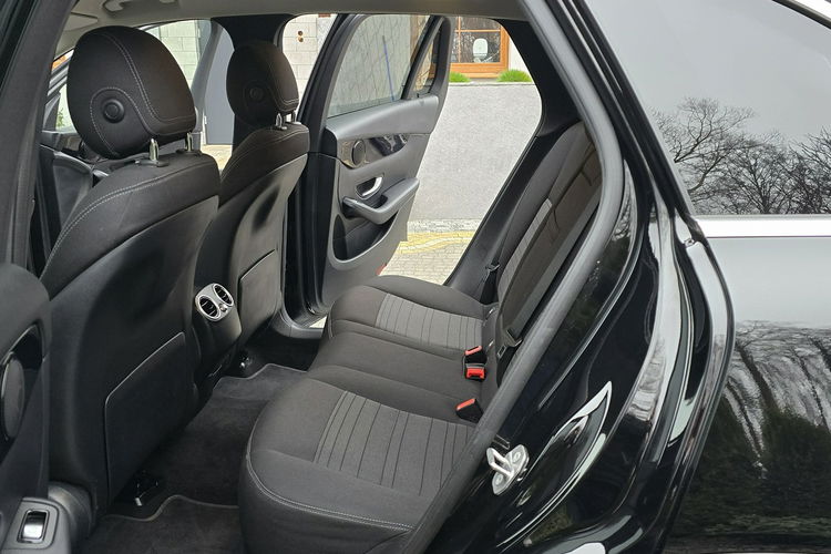 Mercedes GLC 220 220d 4MATIC / I-właściciel / / Bezwypadkowy zdjęcie 15