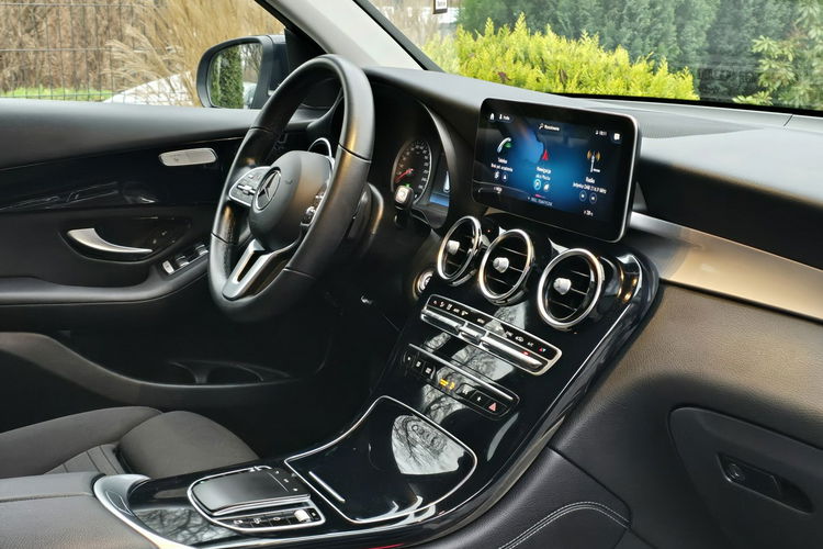 Mercedes GLC 220 220d 4MATIC / I-właściciel / / Bezwypadkowy zdjęcie 18