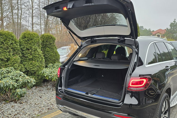 Mercedes GLC 220 220d 4MATIC / I-właściciel / / Bezwypadkowy zdjęcie 25