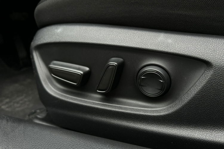 Toyota Camry 2.5 HSD 218KM COMFORT, salon Polska, gwarancja, FV23% zdjęcie 22