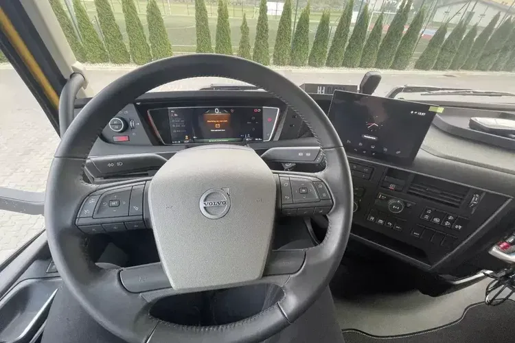 Volvo FH 6x4 460 KM HDS zdjęcie 30