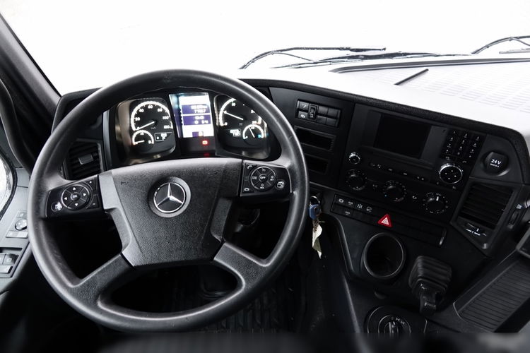 Mercedes AROCS 2636 / 6x4 / SKRZYNIOWY- 6, 5 M / + HDS HIAB 4x wysów: 13 m / EURO 6 / STEROWANIE RADIOWE /OPONY 100 % zdjęcie 39