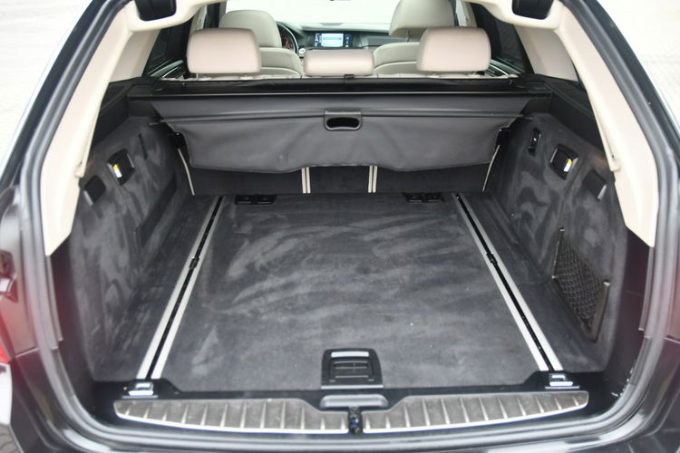 BMW 530 3.0d Panorama Dach, Xenony, Skóry, Head-Up.Asystent Pasa Ruchu. zdjęcie 18