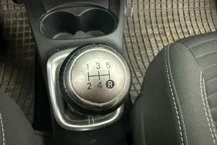 Toyota Yaris klima, navi, kamera, gwarancja zdjęcie 22