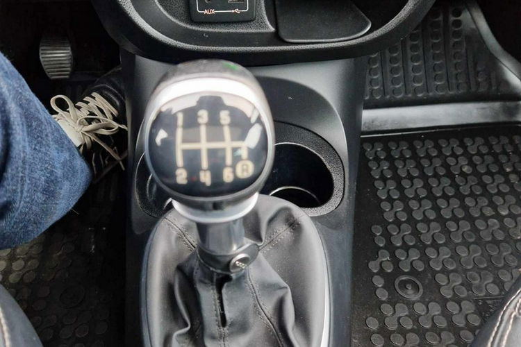 Fiat 500L 0.9 TwinaAir Living WersjaXL Limitowana 7osób Panorama Kamera Skóry zdjęcie 28