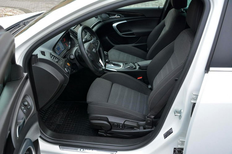 Opel Insignia Bose bi-Xenon Ledy Zegary Virtual Webasto Navi Kamera 2xParktr. El.kla zdjęcie 18