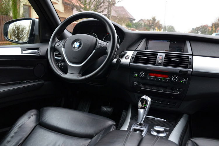 BMW X5 3.0sD 286KM Serwis Masaże Bi-xenon Logic7 Panorama Skóra Navi Pamięci zdjęcie 33