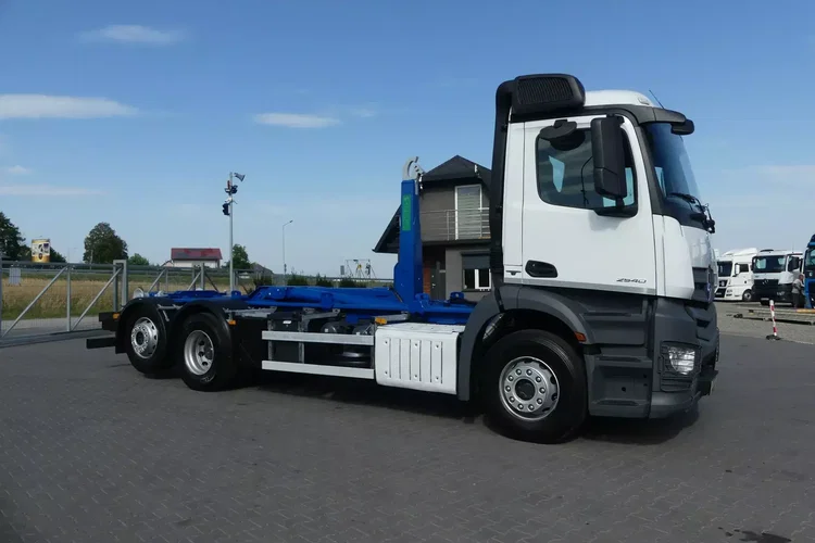 Mercedes ANTOS 2540 / 6x2 / HAKOWIEC 20t / EURO 6 / OŚ PODNOSZONA / zdjęcie 10