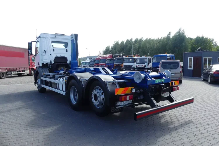 Mercedes ANTOS 2540 / 6x2 / HAKOWIEC 20t / EURO 6 / OŚ PODNOSZONA / zdjęcie 8