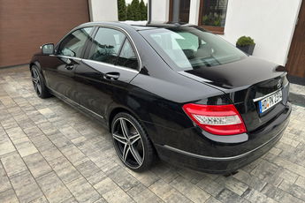 Mercedes C 180 Bardzo zadbana - 100% oryginalny przebieg