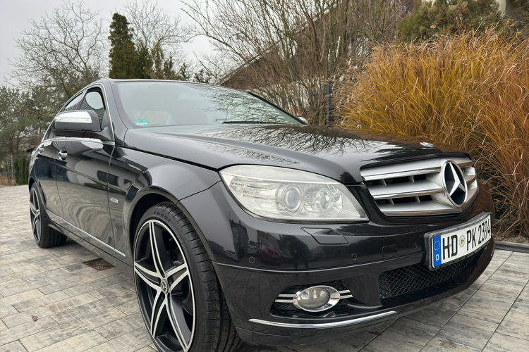 Mercedes C 180 Bardzo zadbana - 100% oryginalny przebieg zdjęcie 28