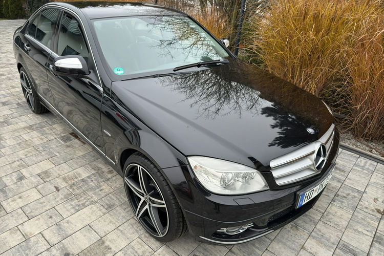 Mercedes C 180 Bardzo zadbana - 100% oryginalny przebieg zdjęcie 29