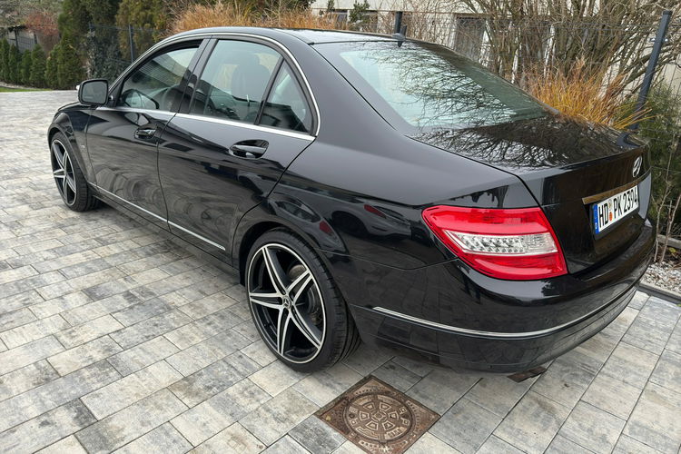 Mercedes C 180 Bardzo zadbana - 100% oryginalny przebieg zdjęcie 38