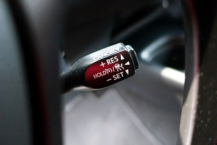 Toyota C-HR 1 WŁAŚCICIEL 3Lata Gwarancji Kraj 1.8 HYBRID Automat Led+Kamera FV23% 4x2 zdjęcie 20