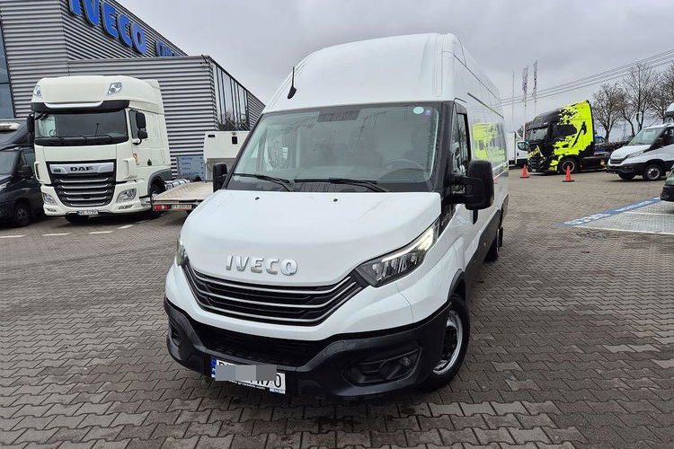 IVECO DAILY 35 S18 zdjęcie 9
