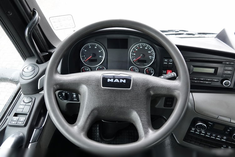 MAN TGS 32.400 / 8x4 / GRUSZKA + TAŚMA BELT T40 / BETONOMIESZARKA / 8m3 / UAL / EURO 6  zdjęcie 33