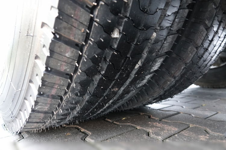 Scania R 450 / RETARDER / 2018 ROK / OPONY 100% /  PO KONTRAKCIE SERWISOWYM zdjęcie 21