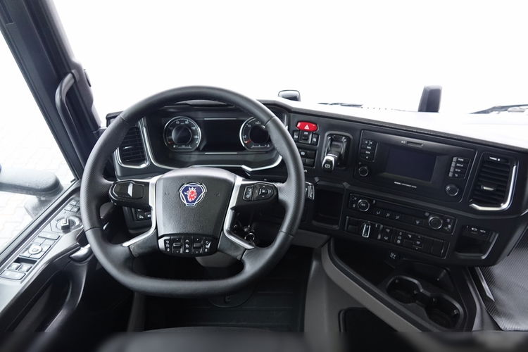 Scania R 450 / RETARDER / 2018 ROK / OPONY 100% /  PO KONTRAKCIE SERWISOWYM zdjęcie 29