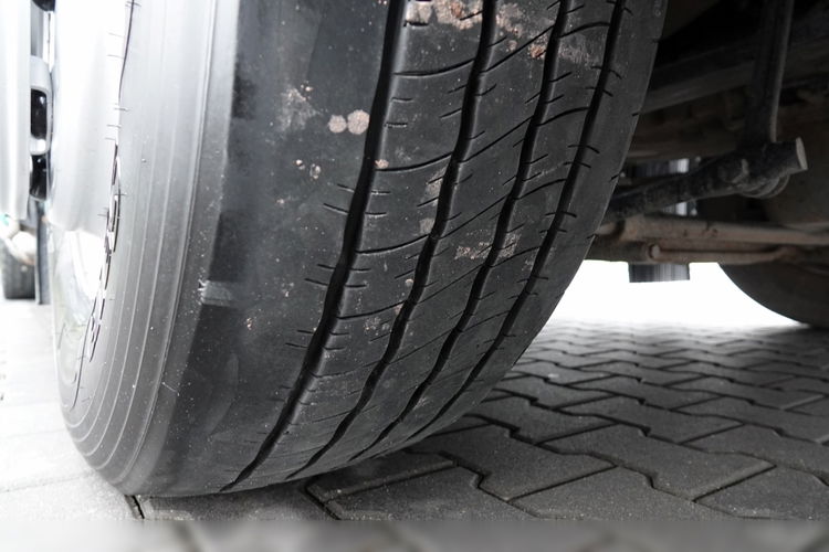 MAN TGX 18.480 / RETARDER / OPONY 100 % / EURO 6  zdjęcie 19