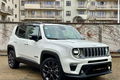 samochód osobowy Jeep zdjęcie 4