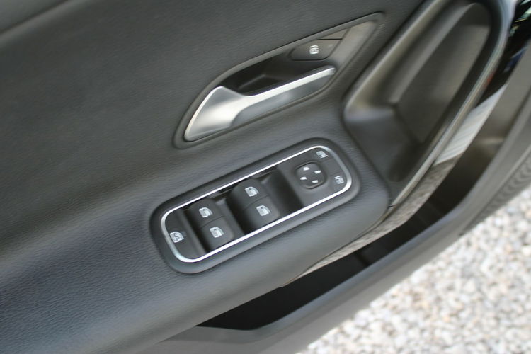 Mercedes A 180 Skóra Kamera F-vat Salon Polska Gwarancja zdjęcie 12