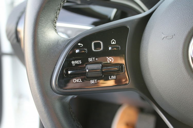 Mercedes A 180 Skóra Kamera F-vat Salon Polska Gwarancja zdjęcie 16
