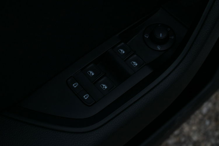 Skoda Superb Ambition DSG Hak F-vat Gwarancja Salo Polska zdjęcie 17