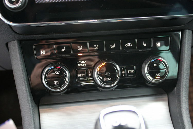 Skoda Superb Ambition DSG Hak F-vat Gwarancja Salo Polska zdjęcie 24
