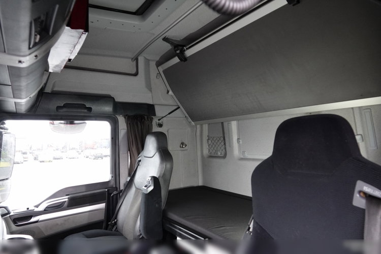 MAN TGX 28.480 / 3 Osiowy CIĄGNIK + HDS HMF 2120 / 6x2 / OS PODNOSZONA / 5x WYSÓW - 14.7 M / UDŹWIG - 4000 KG / STEROWANIE RADIOWE / 4 PODPORY / EURO 6 / PO KONTRAKCIE SERWISOWYM zdjęcie 42