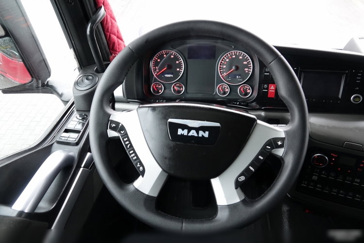 MAN TGX 28.480 / 3 Osiowy CIĄGNIK + HDS HMF 2120 / 6x2 / OS PODNOSZONA / 5x WYSÓW - 14.7 M / UDŹWIG - 4000 KG / STEROWANIE RADIOWE / 4 PODPORY / EURO 6 / PO KONTRAKCIE SERWISOWYM zdjęcie 44