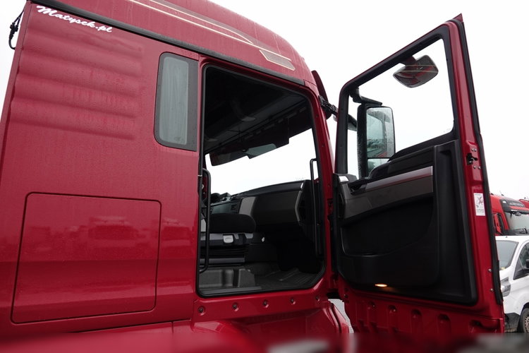 MAN TGX 28.480 / 3 Osiowy CIĄGNIK + HDS HMF 2120 / 6x2 / OS PODNOSZONA / 5x WYSÓW - 14.7 M / UDŹWIG - 4000 KG / STEROWANIE RADIOWE / 4 PODPORY / EURO 6 / PO KONTRAKCIE SERWISOWYM zdjęcie 55