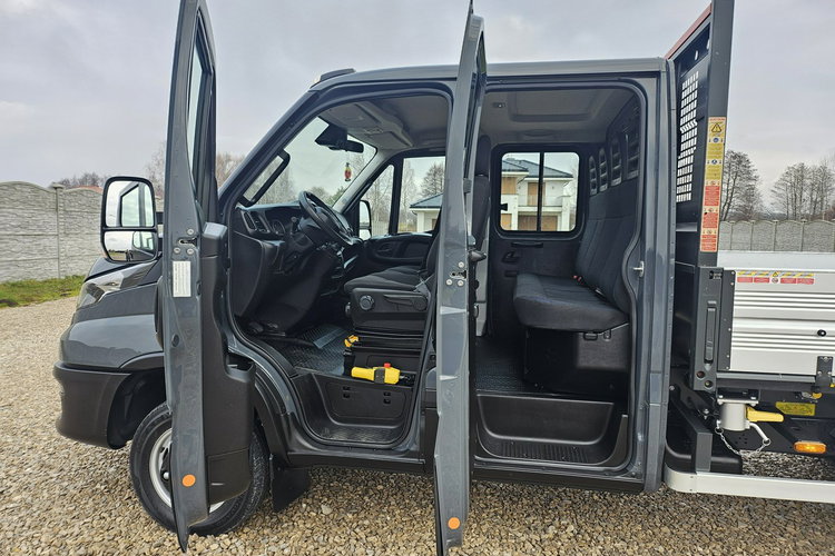 Iveco Daily 50C18 Wywrot_3-Strony 7-osob. HAK Gwarancja 3.0/180KM zdjęcie 11
