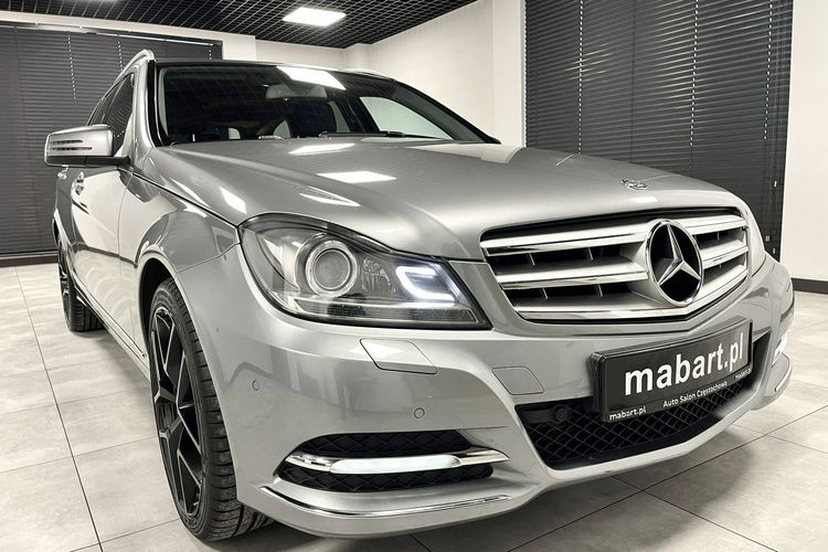 Mercedes C 220 2.2 170KM Automat Lifting Avantgarde Skóry Duża Navi BXenon Z NIEMIEC zdjęcie 12