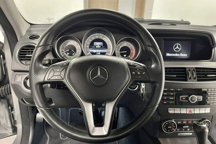 Mercedes C 220 2.2 170KM Automat Lifting Avantgarde Skóry Duża Navi BXenon Z NIEMIEC zdjęcie 24