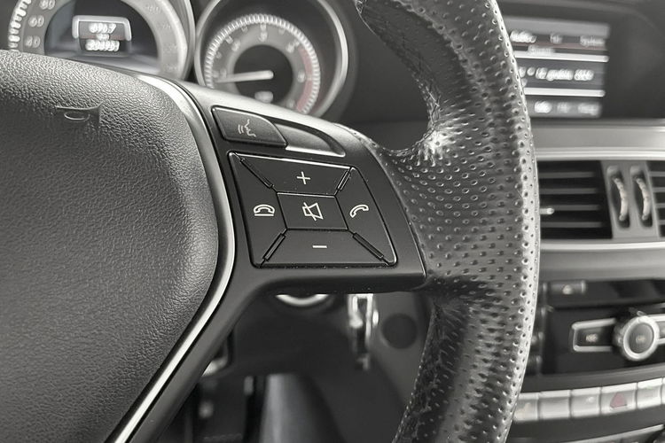 Mercedes C 220 2.2 170KM Automat Lifting Avantgarde Skóry Duża Navi BXenon Z NIEMIEC zdjęcie 26