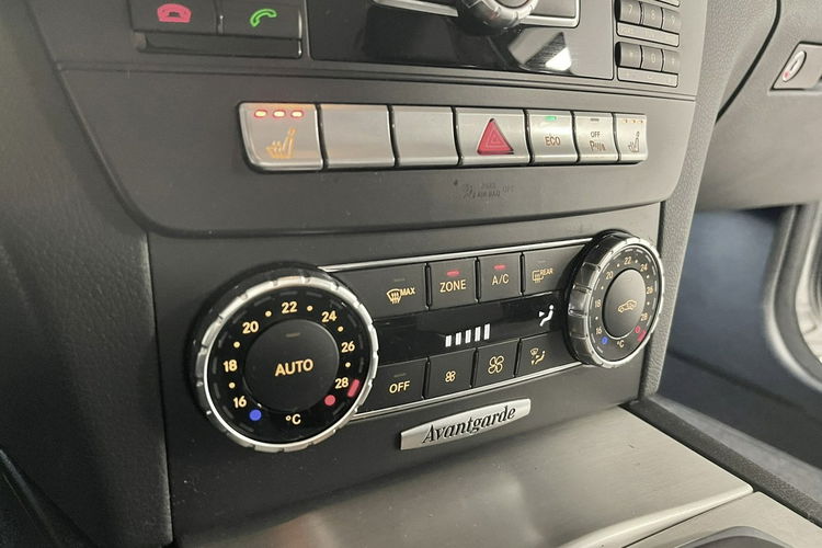 Mercedes C 220 2.2 170KM Automat Lifting Avantgarde Skóry Duża Navi BXenon Z NIEMIEC zdjęcie 30