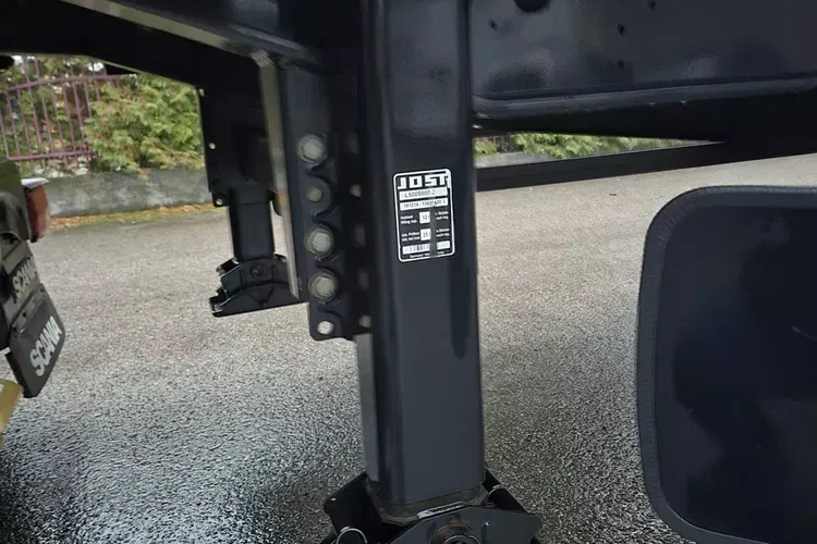 Schwarzmuller Burtowa zdjęcie 15