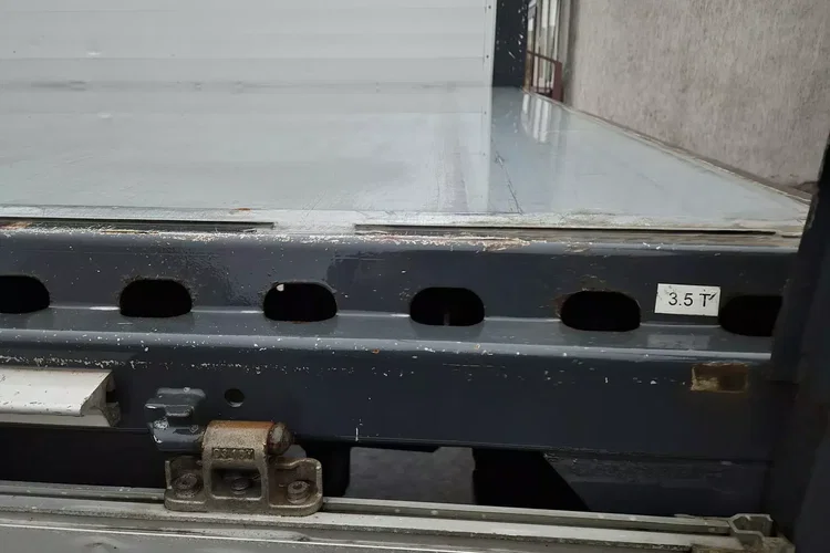 Schwarzmuller Burtowa zdjęcie 22