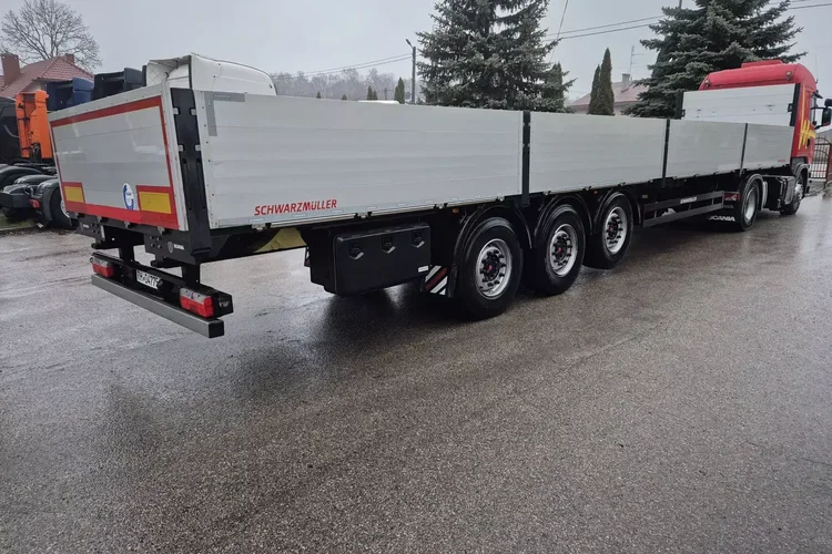 Schwarzmuller Burtowa zdjęcie 36