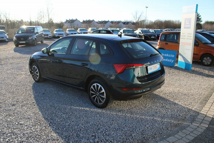 Skoda Scala Active 1.6Tdi F-vat Gwarancja Lane Assist zdjęcie 3