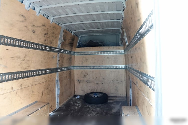 Peugeot BOXER / L4 H3 / WERSJA MAXI / BLASZAK / 2021 ROK / PO PEŁNYM ROZSZERZONYM SERWISIE / PO KONTRAKCIE SERWISOWYM / zdjęcie 33