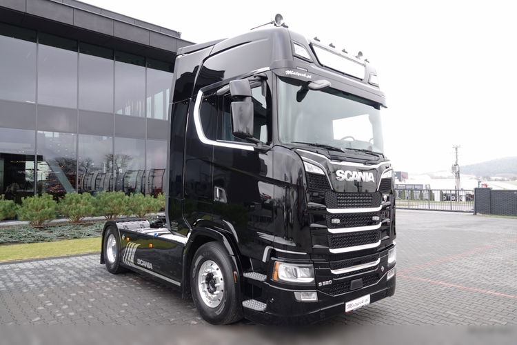 Scania S 520 / V8 / RETARDER / CAŁA NA PODUSZKACH / KLIMA POSTOJOWA / BOGATE WYPOSAŻENIE / PO KONTRAKCIE SERWISOWYM zdjęcie 3