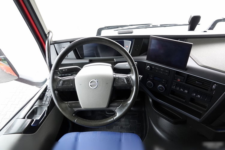 Volvo FH 500 / I-SAVE / XXL / KLIMA POSTOJOWA / NOWY MODEL / OPONY 100 % / PO ZŁOTYM KONTRAKCIE SERWISOWYM zdjęcie 30